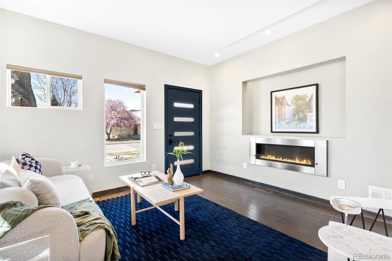 2798 S Lincoln Street