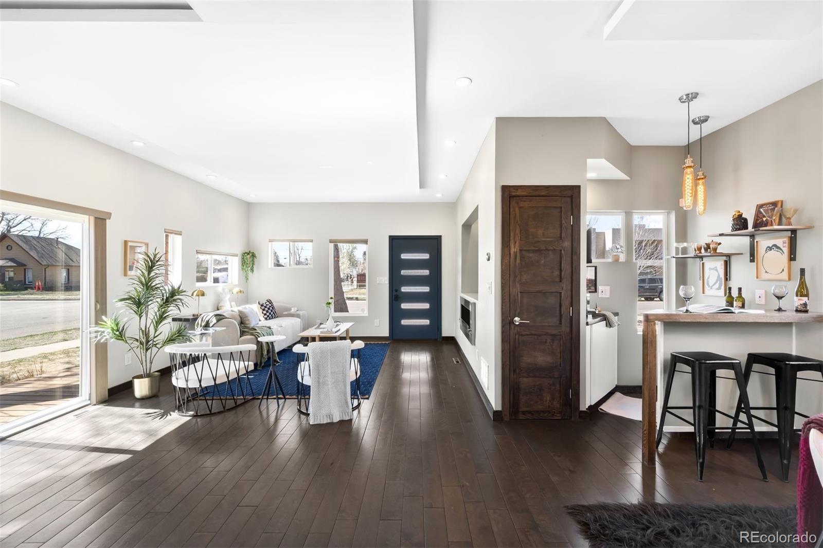 2798 S Lincoln Street