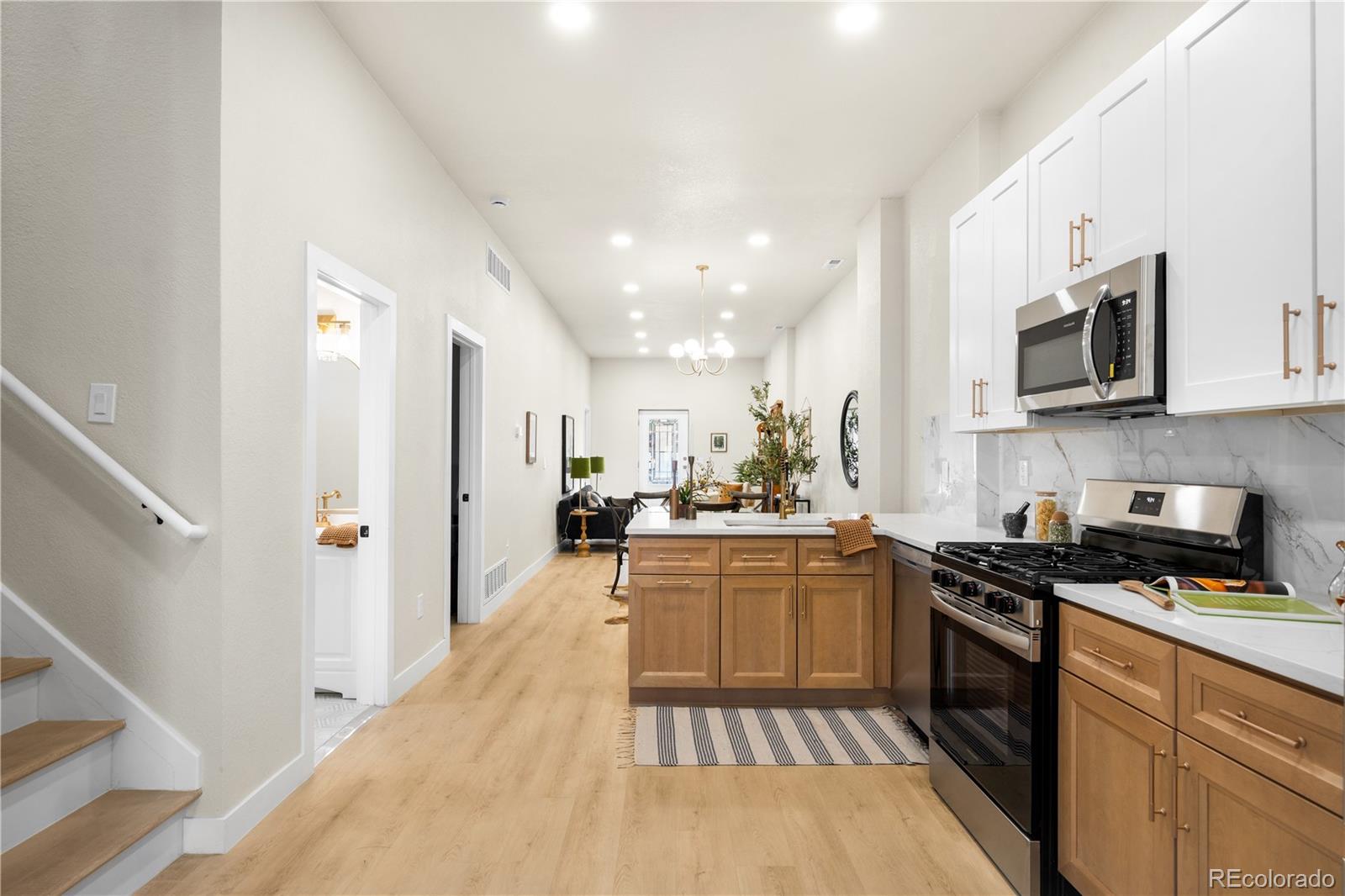 3435 N Marion Street