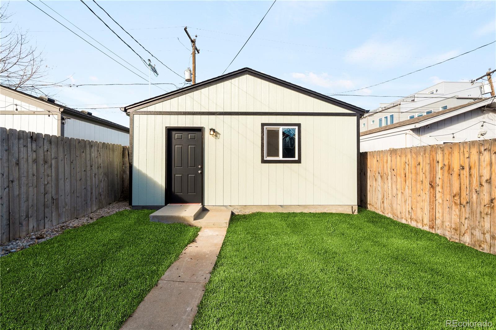 3435 N Marion Street