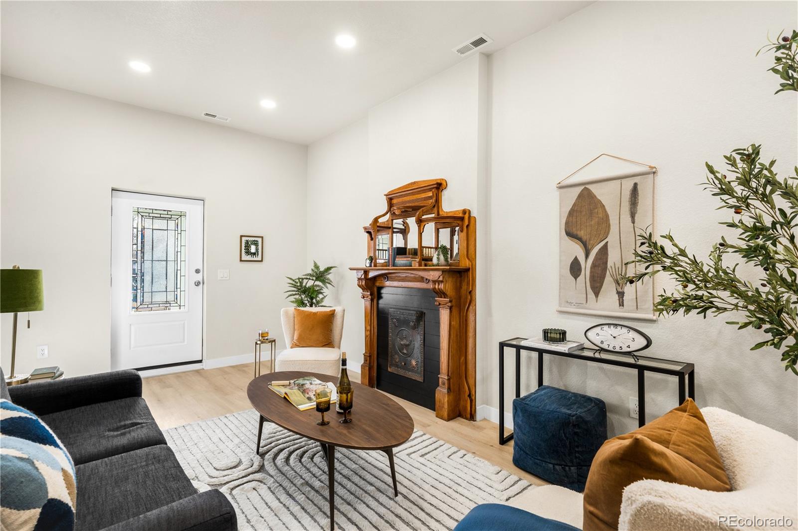 3435 N Marion Street