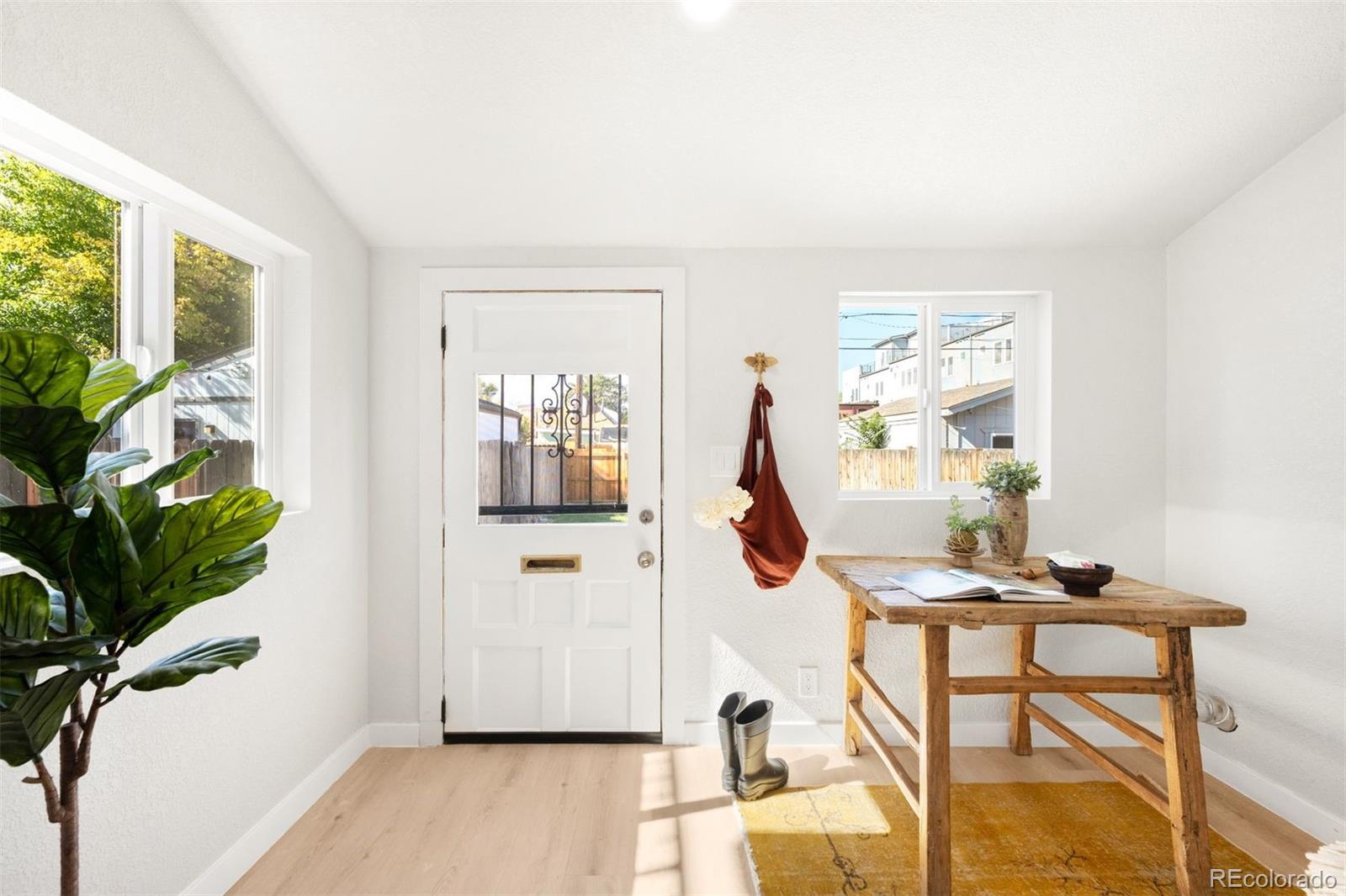 3435 N Marion Street