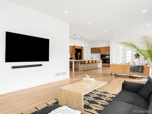 1 S Forest Street