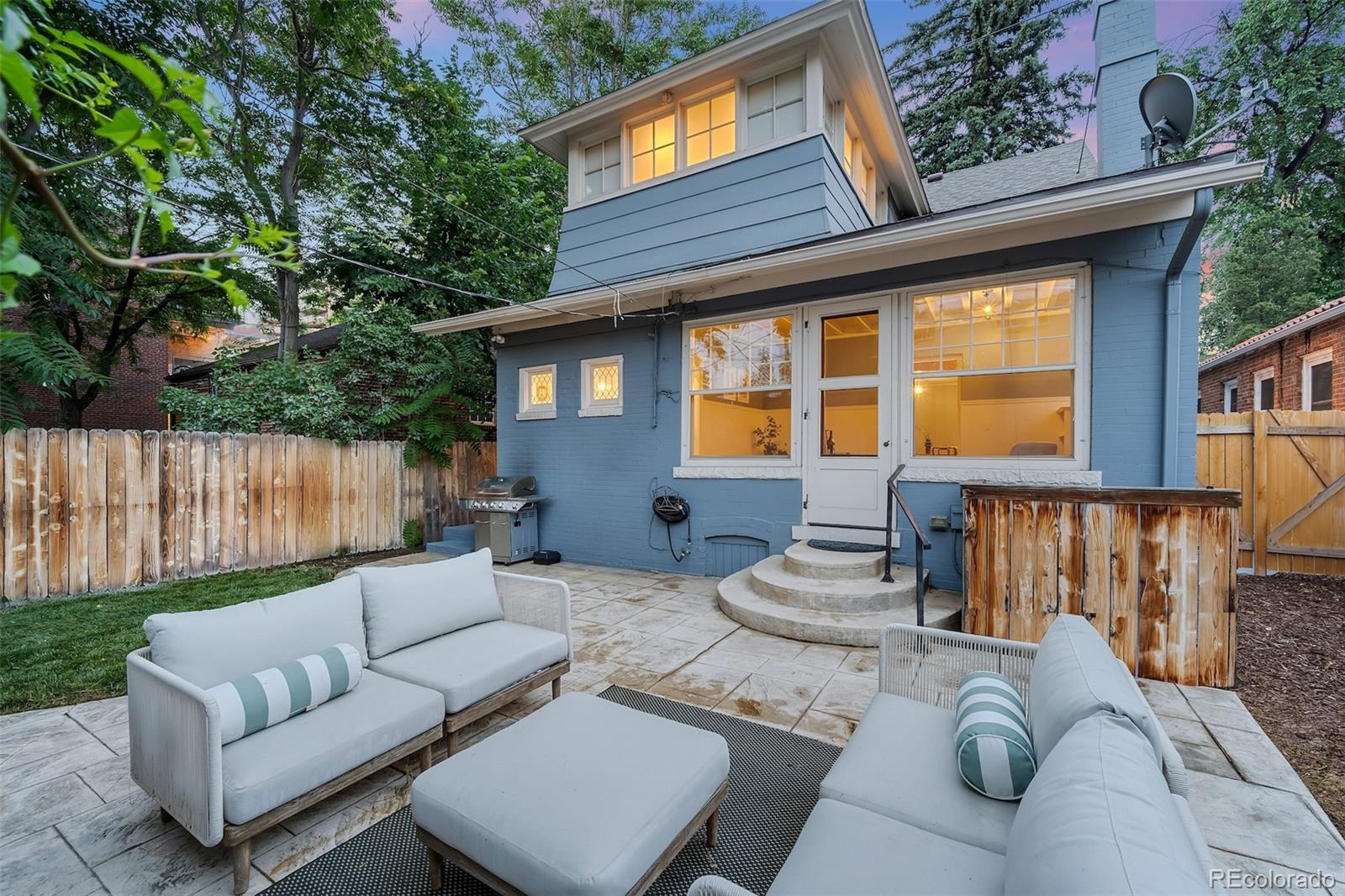 17 N Corona Street