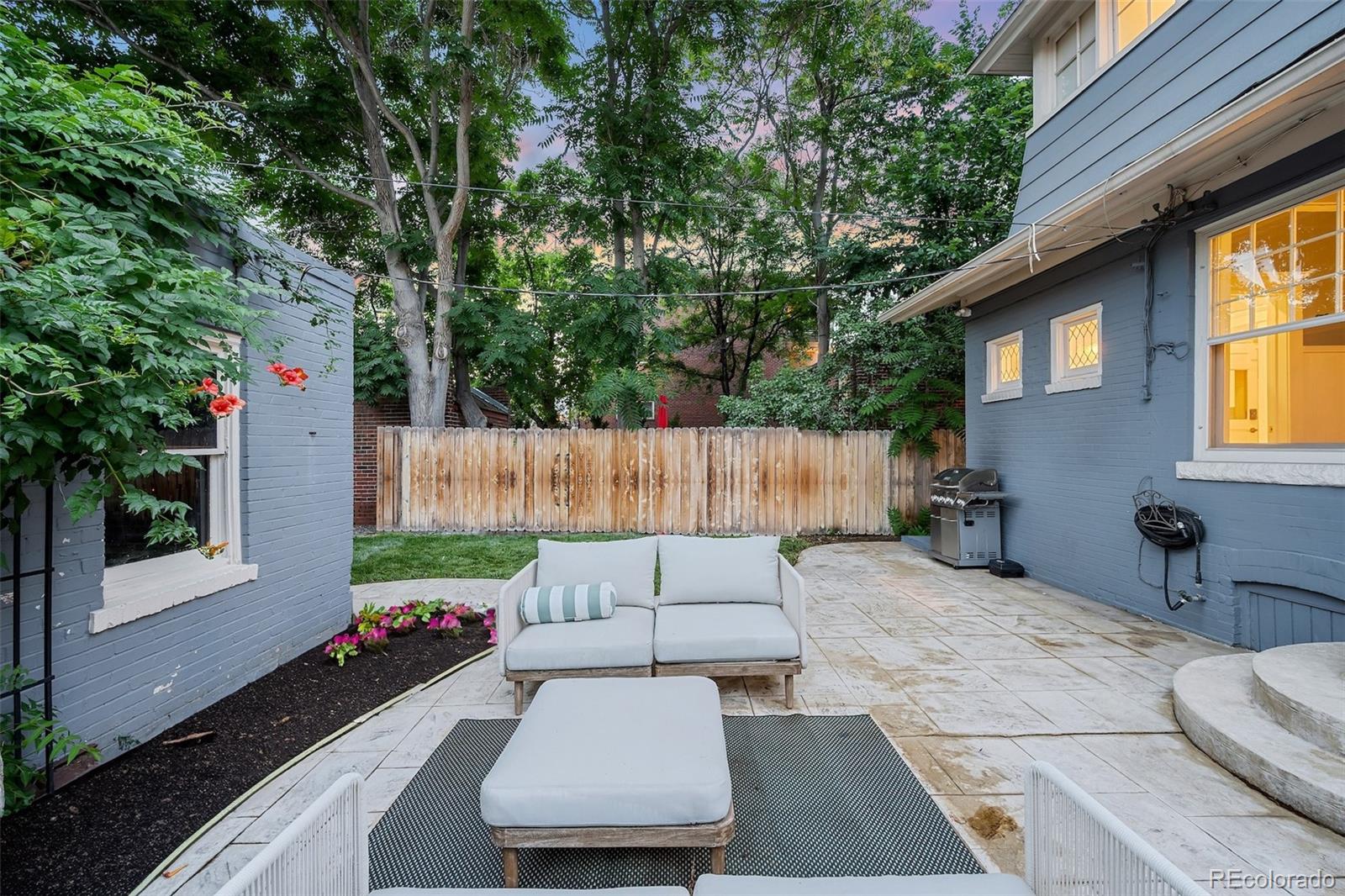 17 N Corona Street
