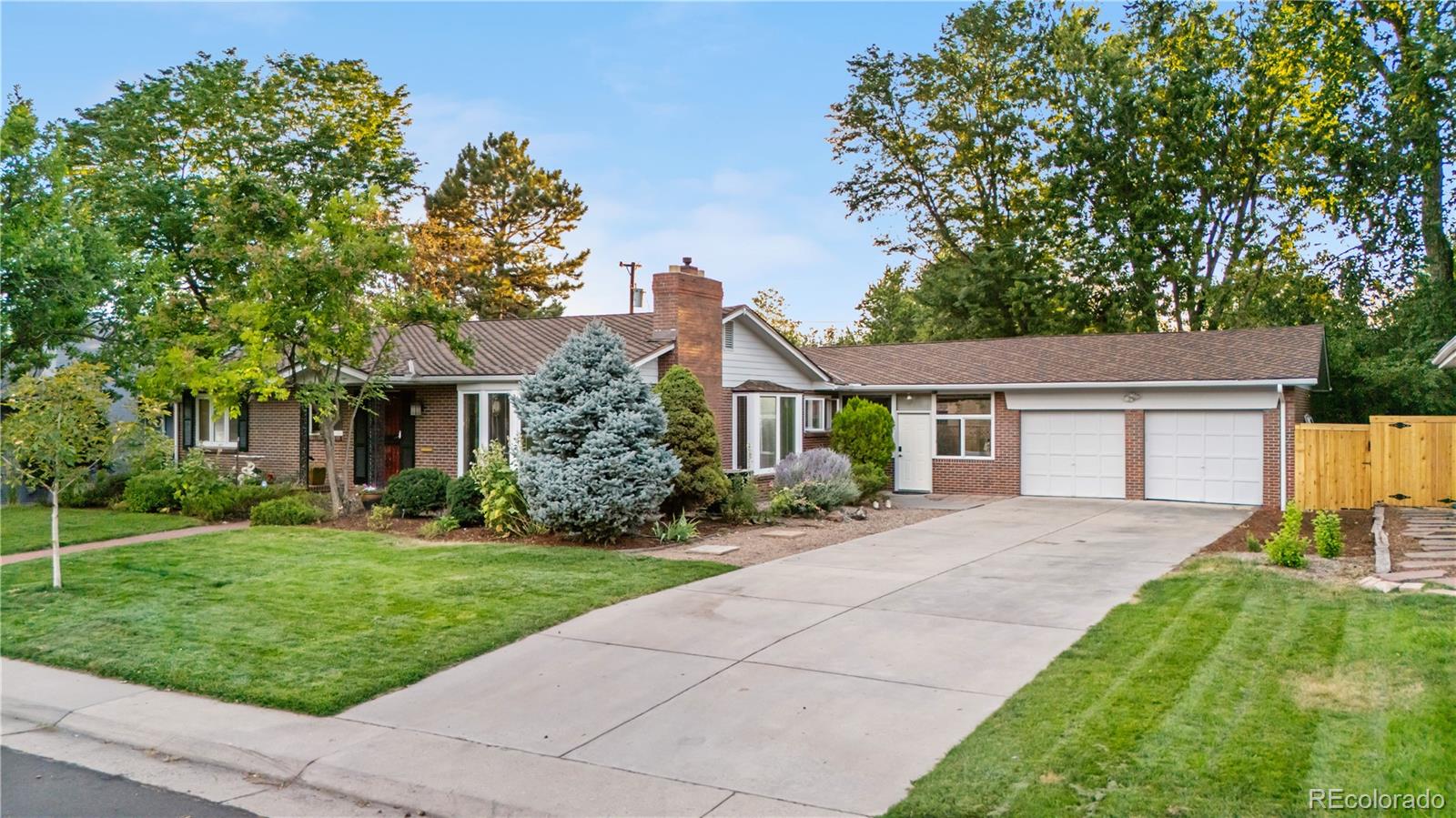 3223 S Columbine Street