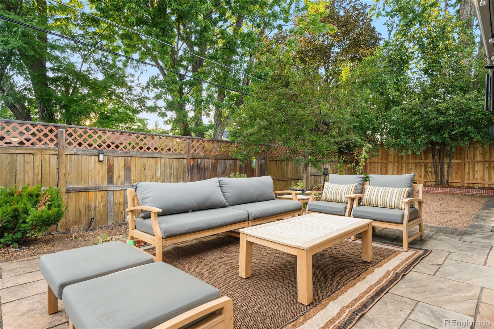 3223 S Columbine Street