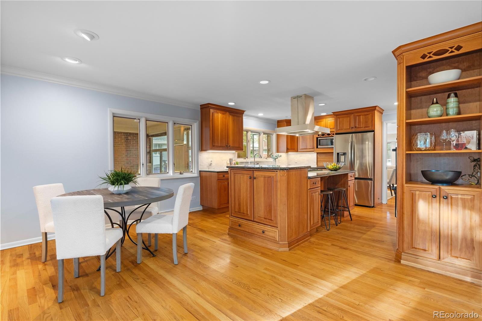 3223 S Columbine Street