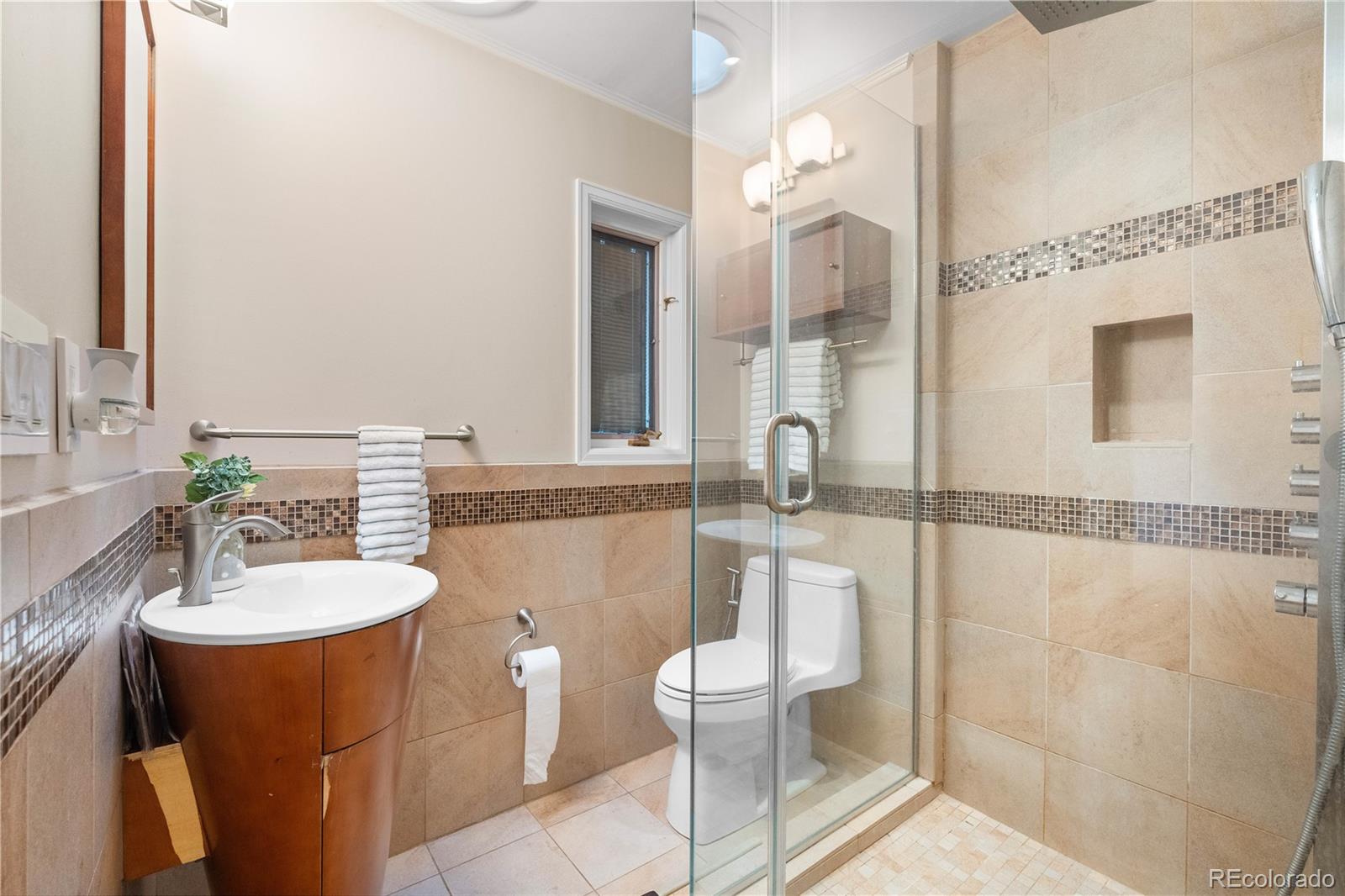 3223 S Columbine Street