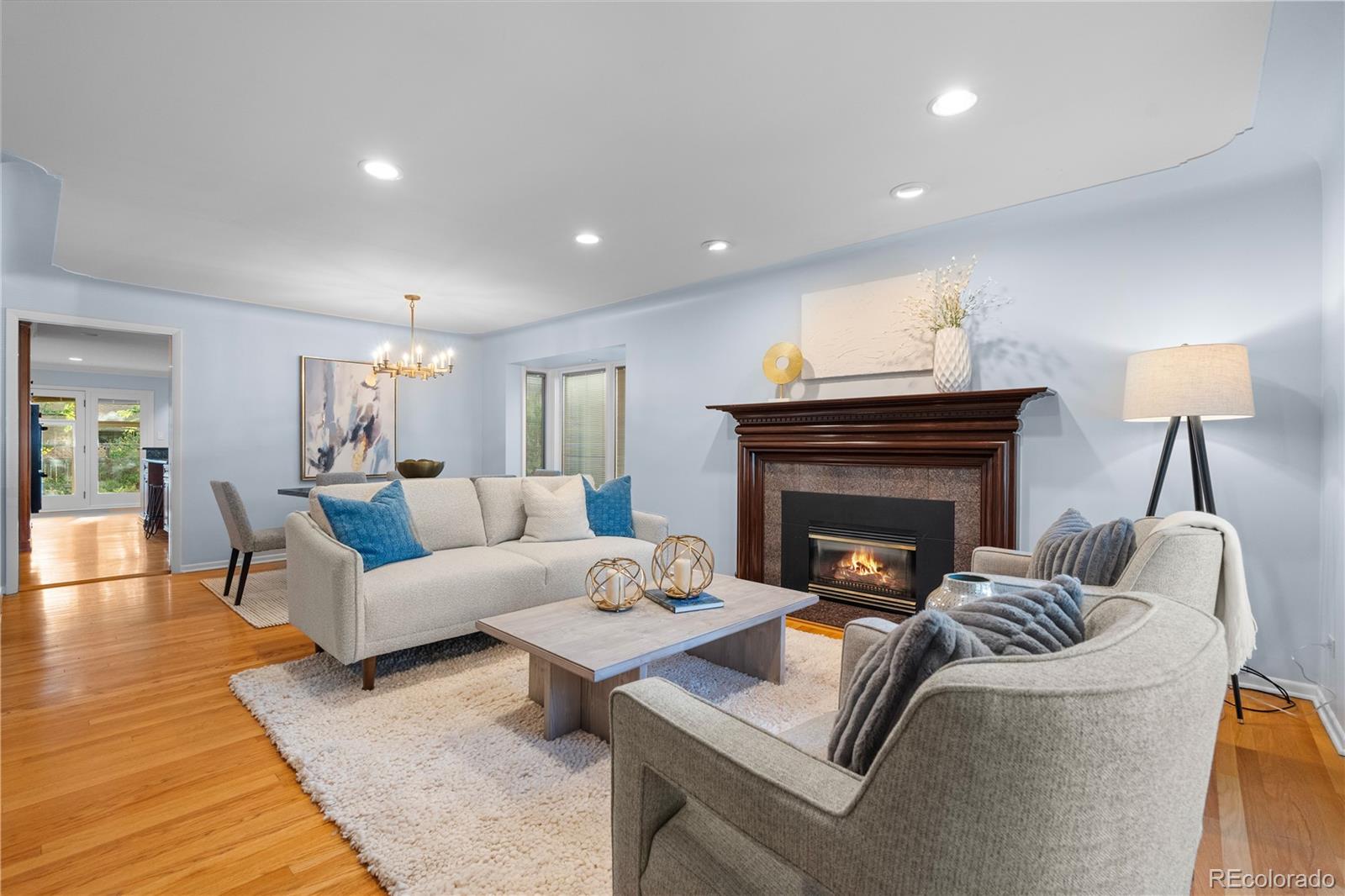 3223 S Columbine Street