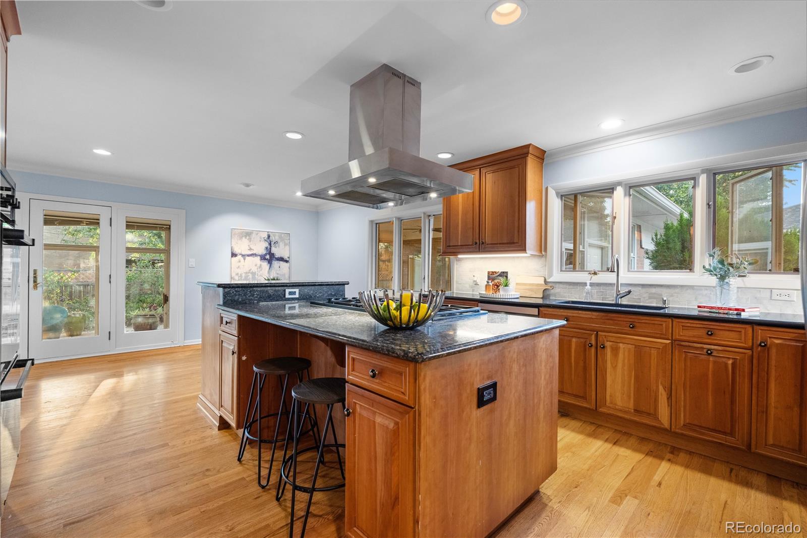 3223 S Columbine Street