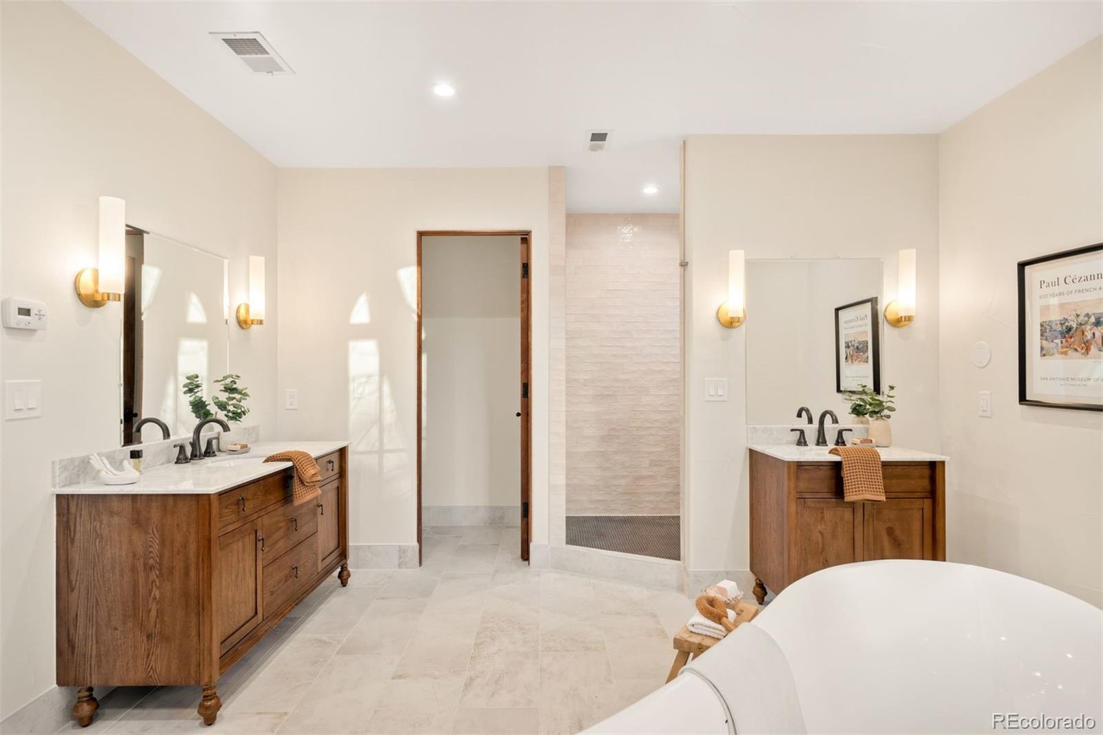 2435 S Milwaukee Street