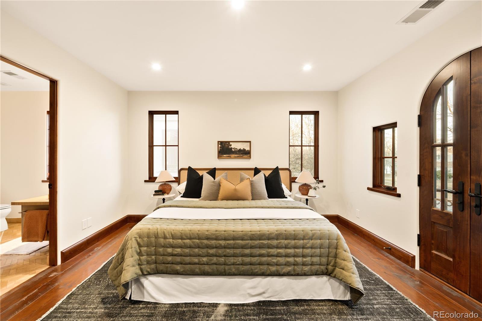 2435 S Milwaukee Street