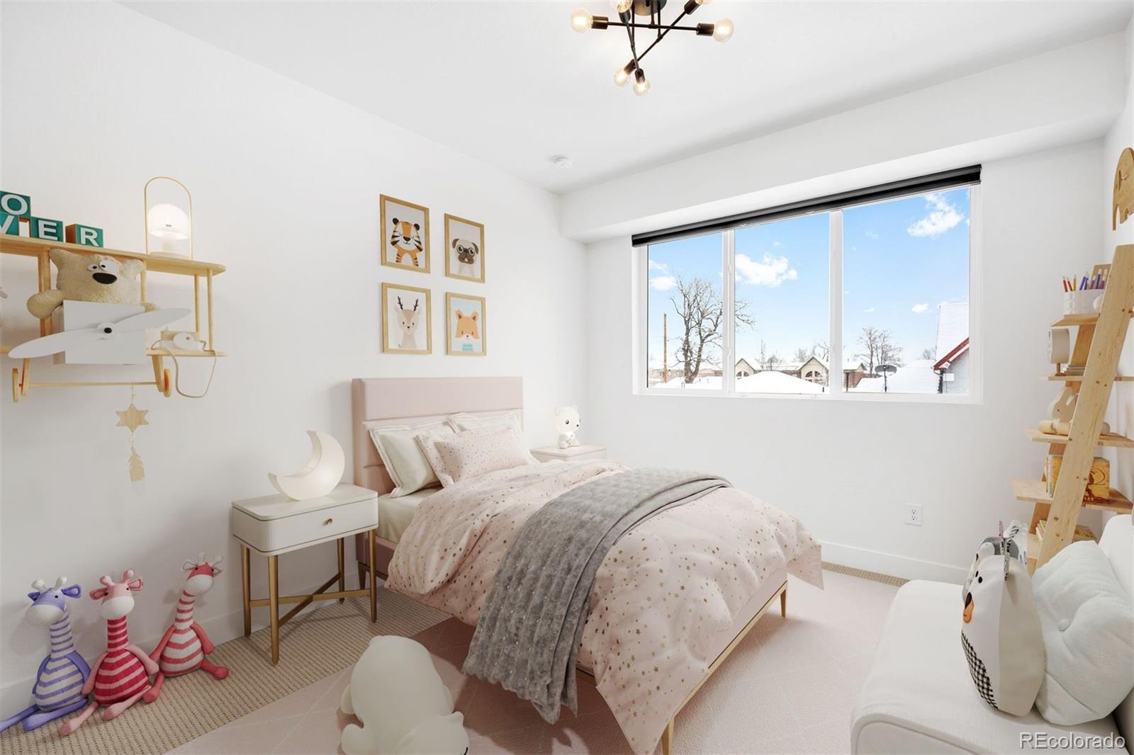 4227 Mariposa Street