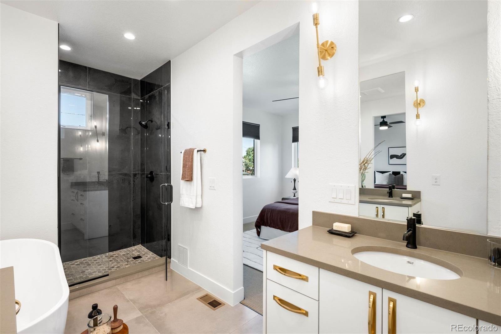 4227 Mariposa Street