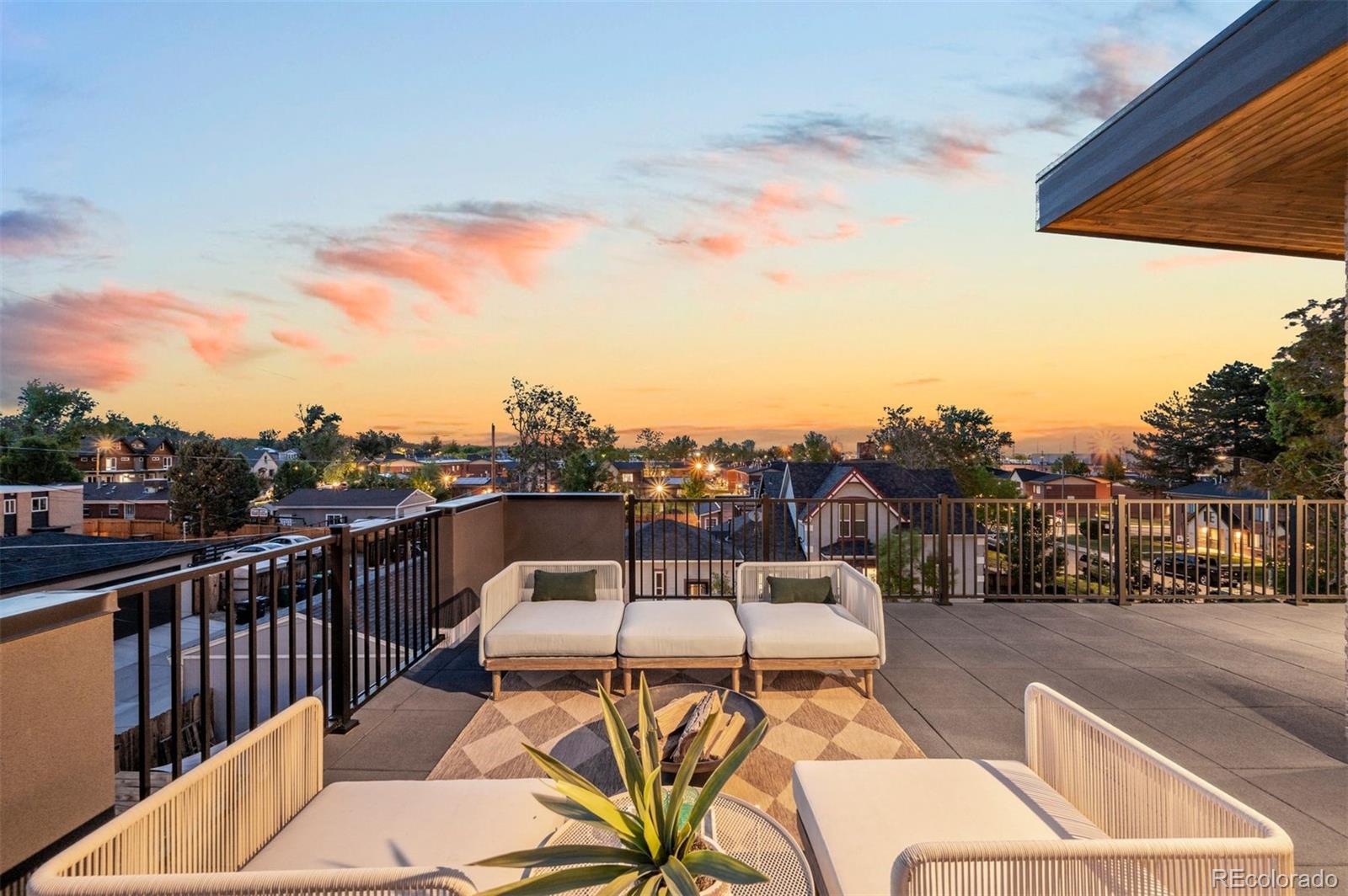 4227 Mariposa Street