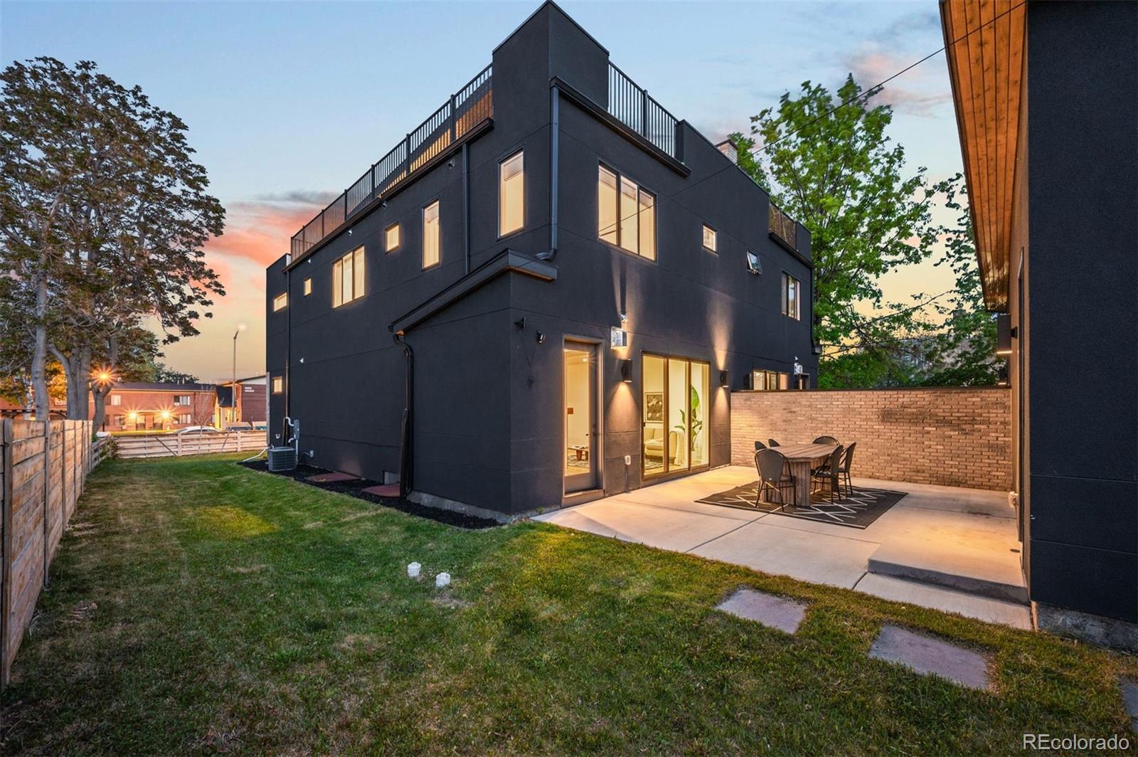 4227 Mariposa Street