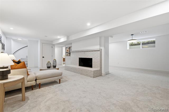 13050 Willow Lane