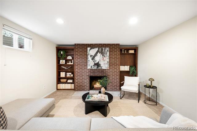8334 E Kenyon Drive