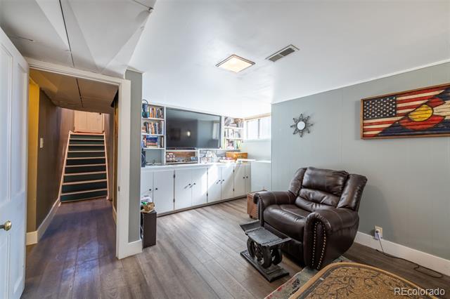 704 5th Street