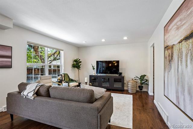 8306 E Jamison Circle