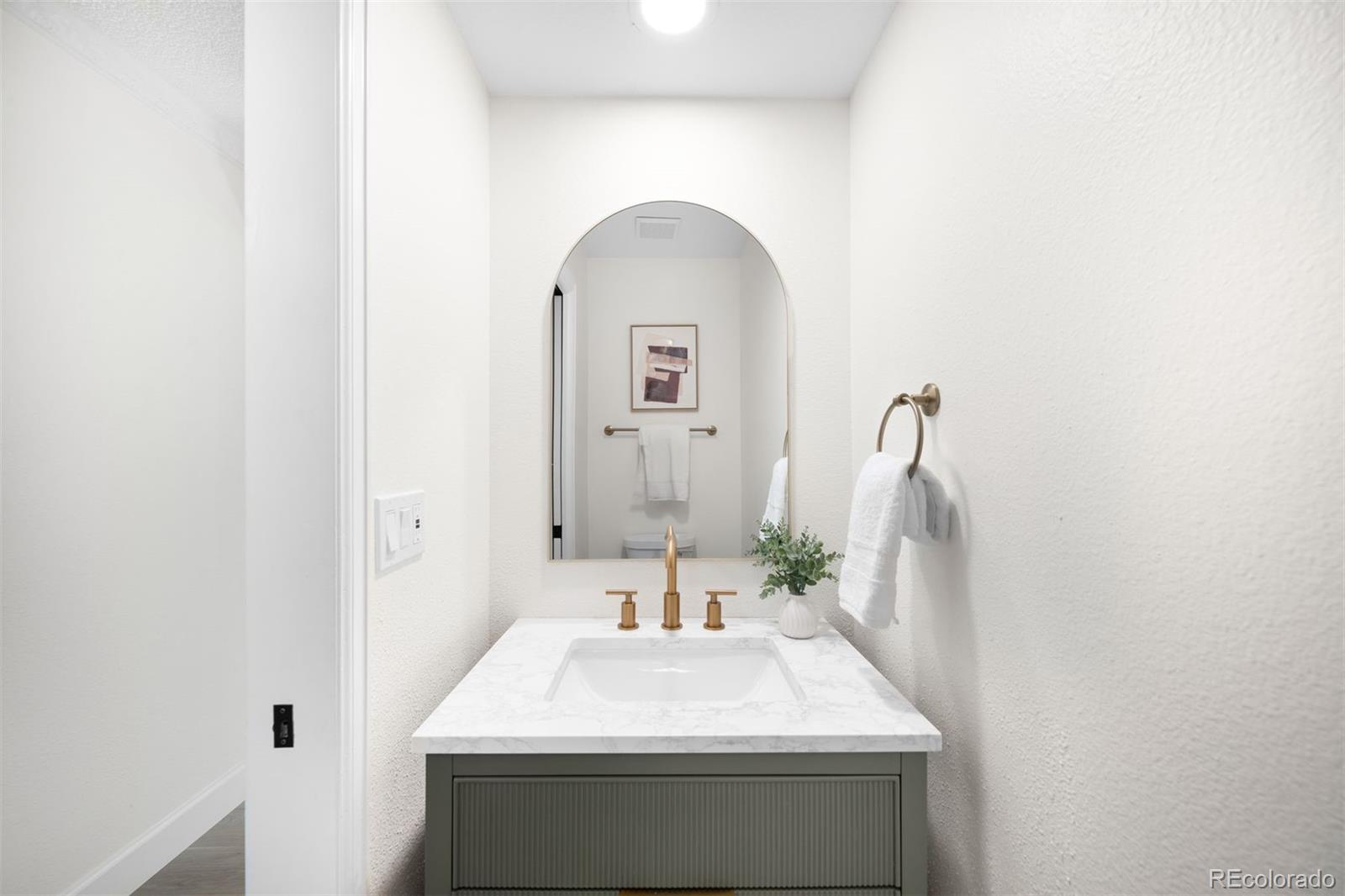 7308 S Steele Circle