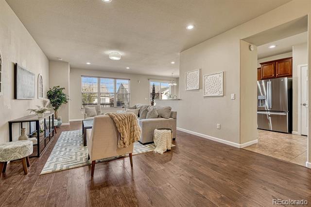 4831 Sunshine Place