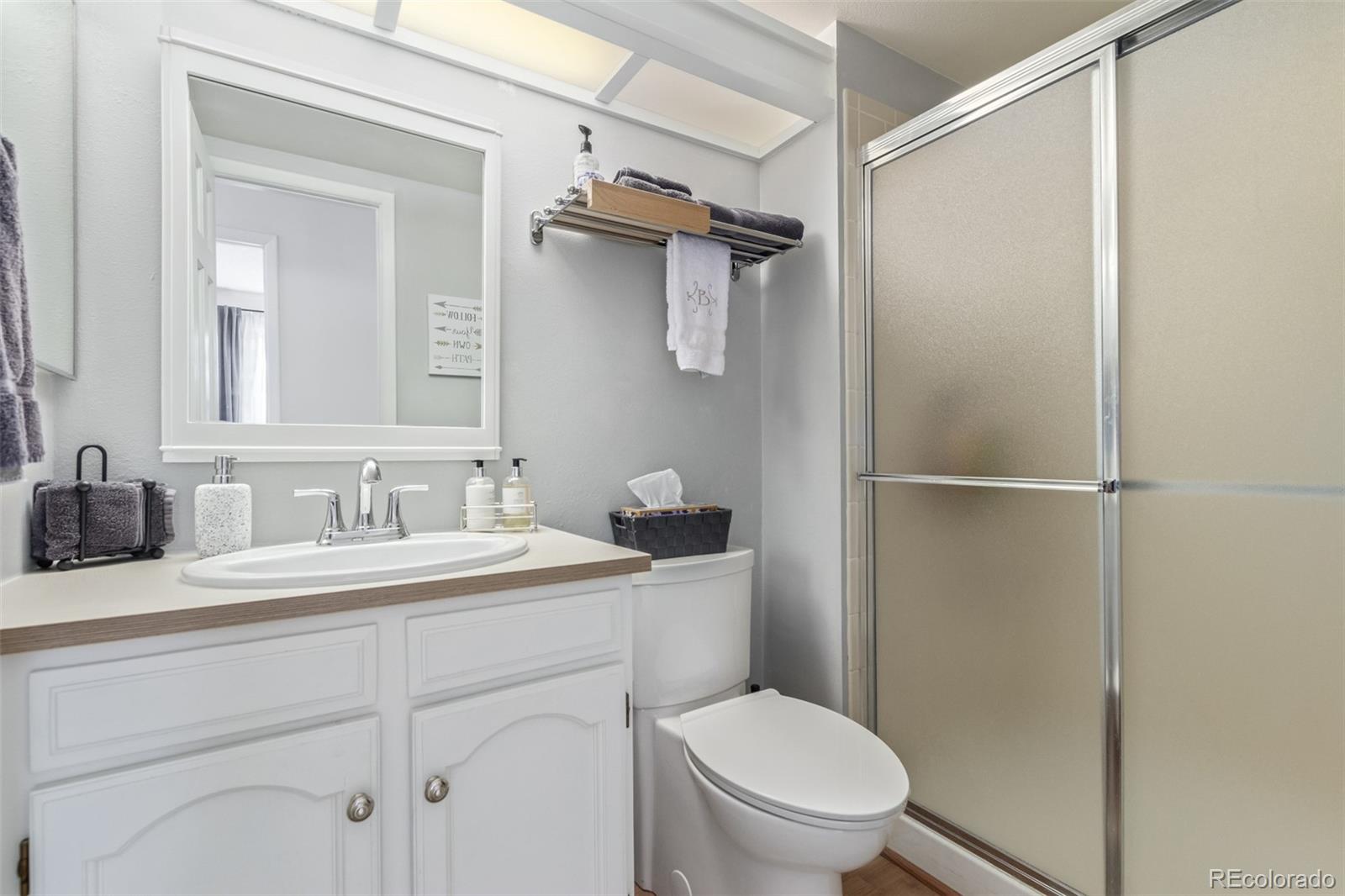 8039 E Phillips Circle