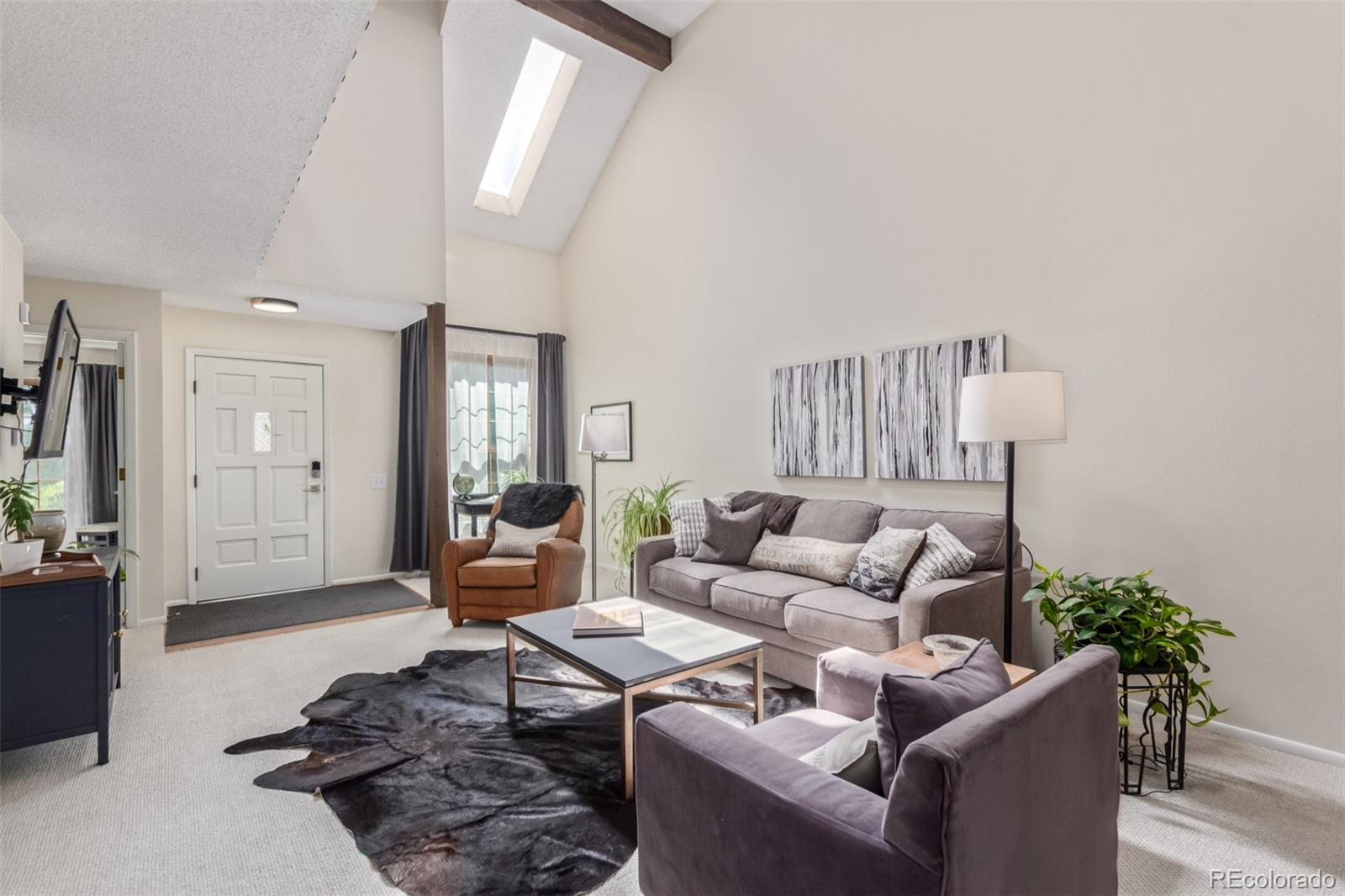 8039 E Phillips Circle