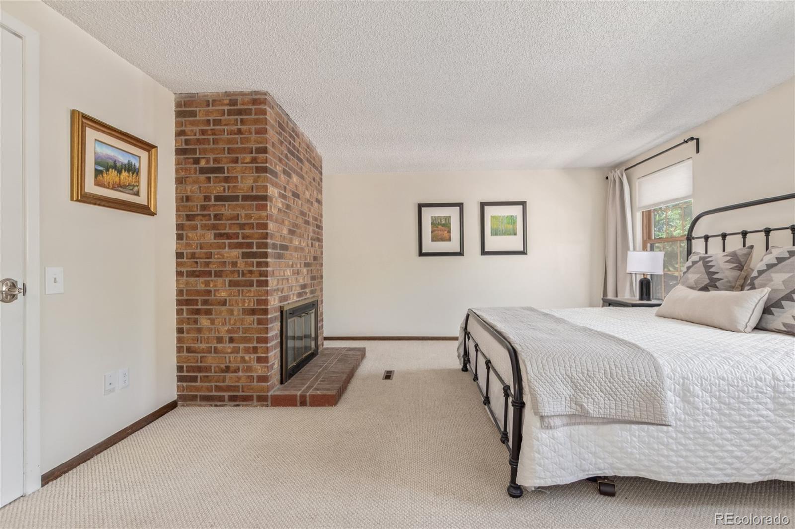 8039 E Phillips Circle