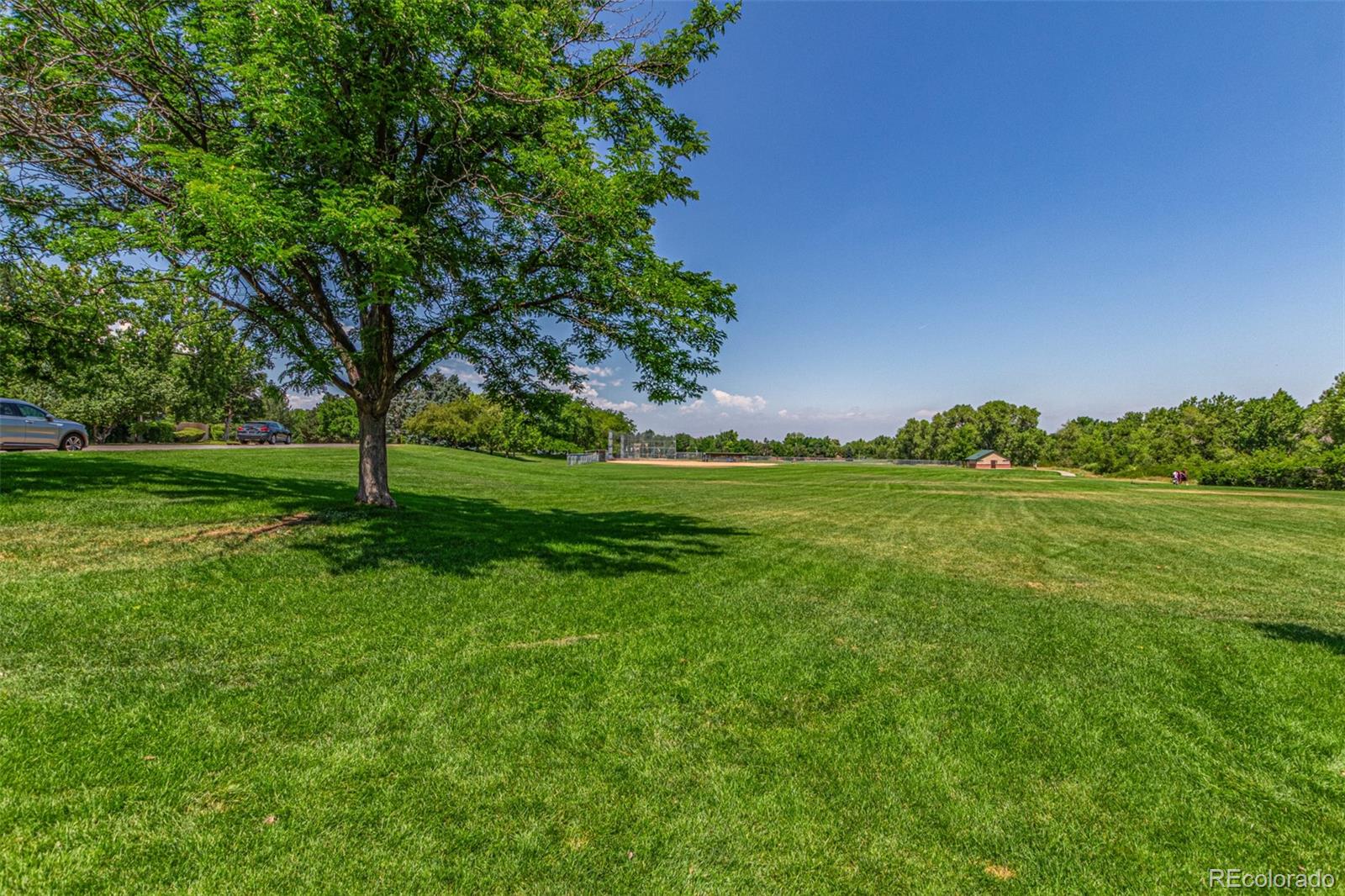 8039 E Phillips Circle