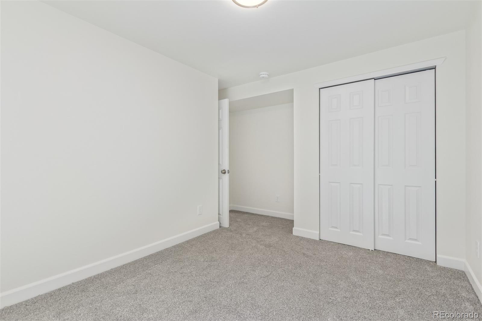 8039 E Phillips Circle