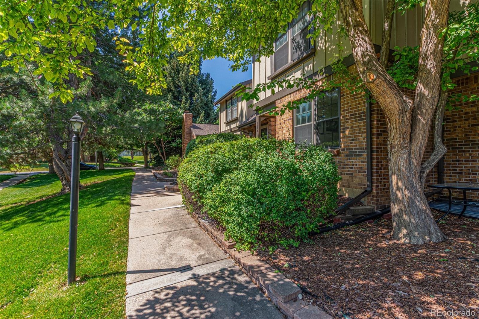 8039 E Phillips Circle