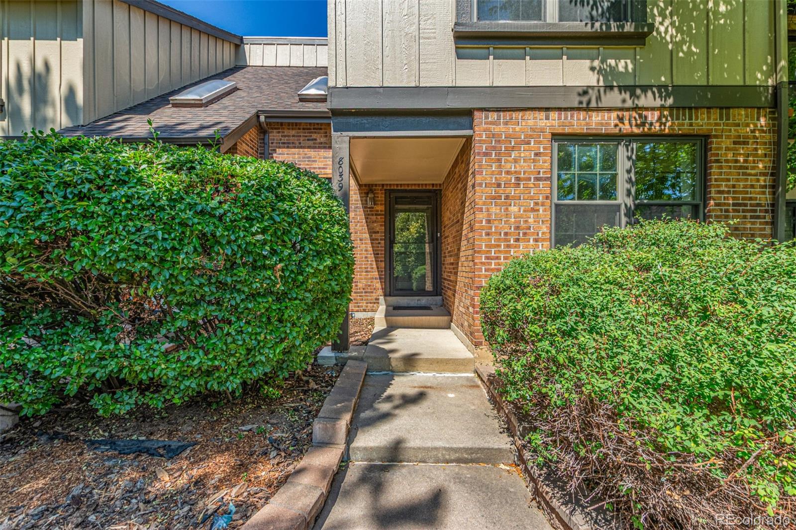 8039 E Phillips Circle