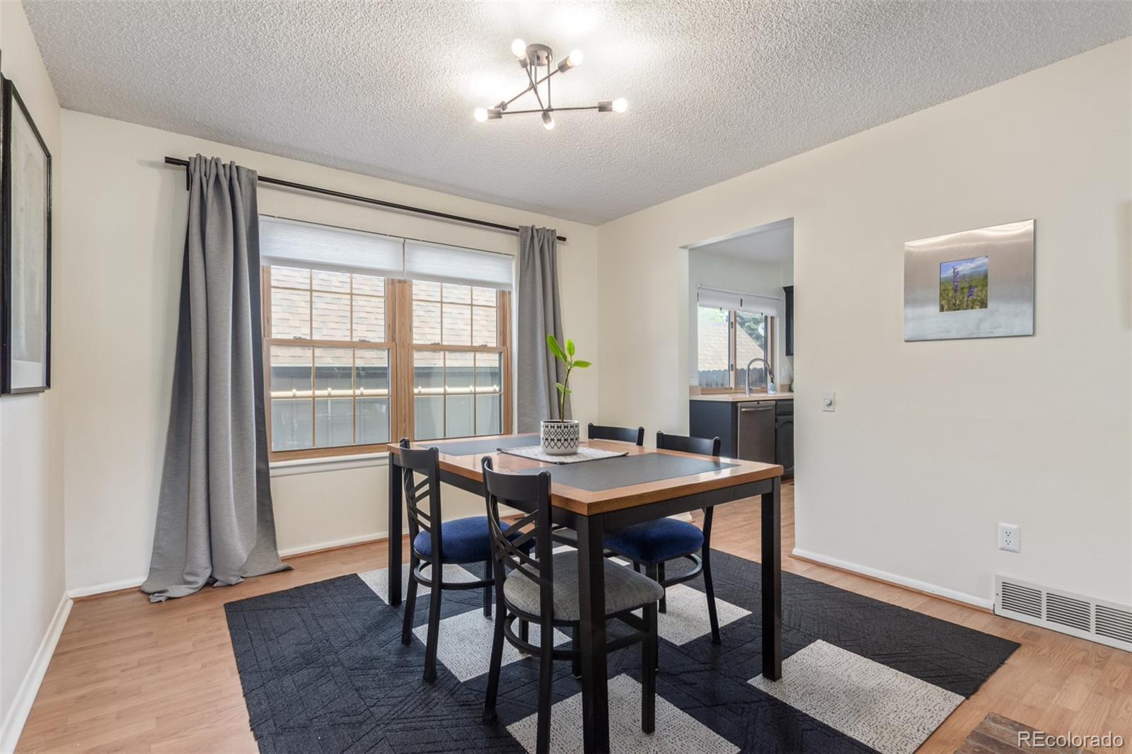 8039 E Phillips Circle