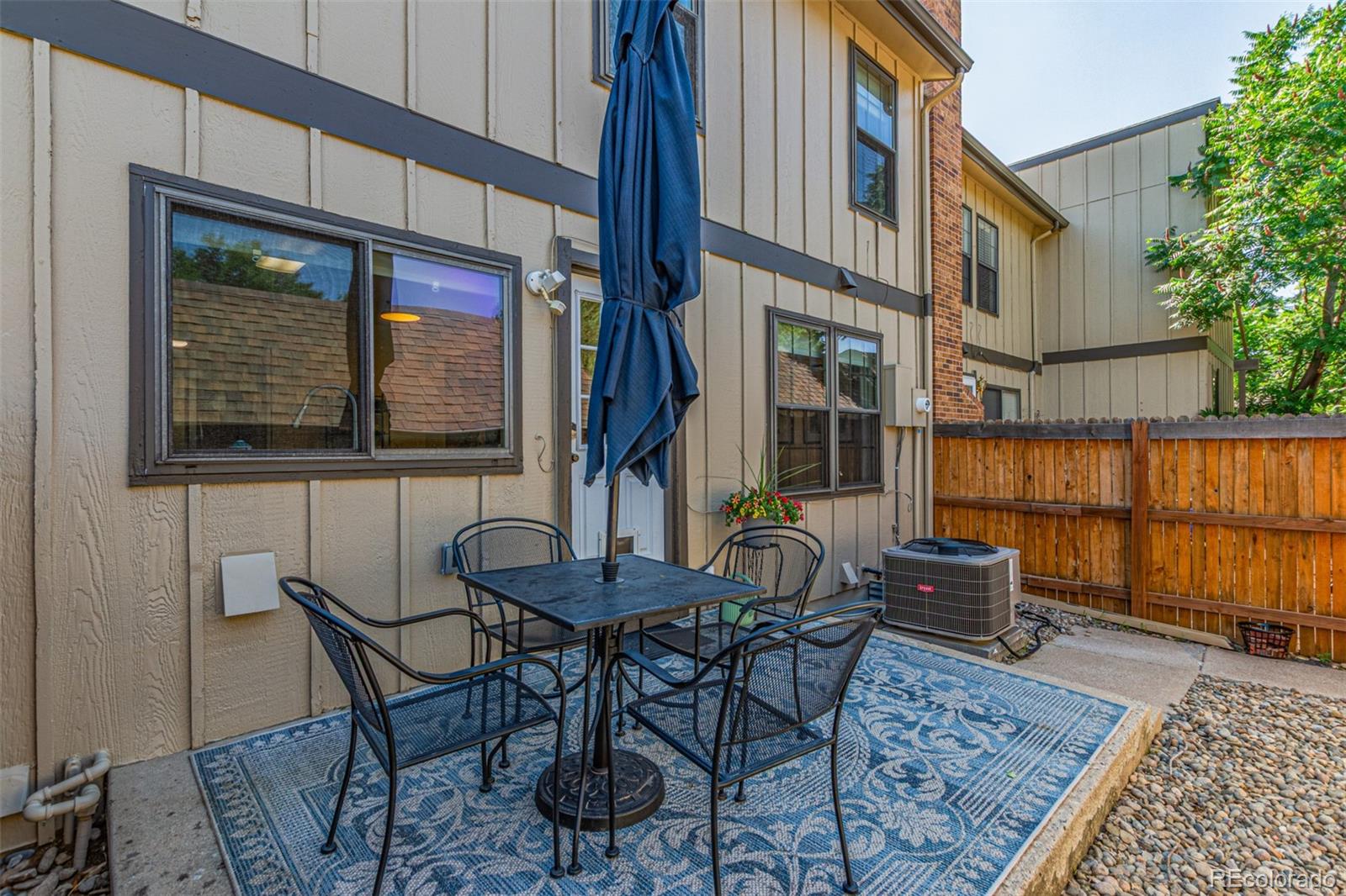 8039 E Phillips Circle