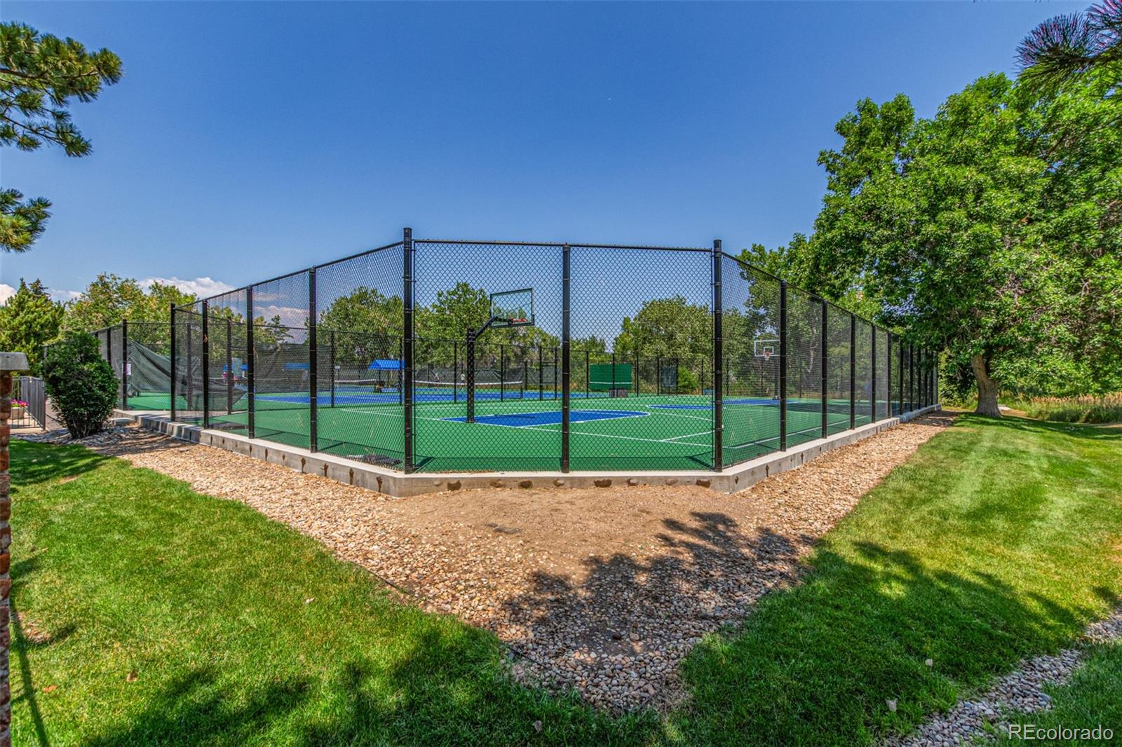 8039 E Phillips Circle