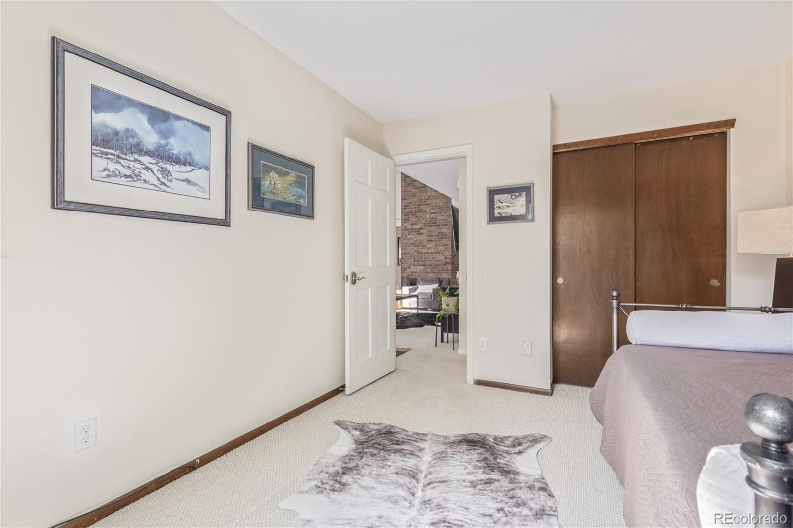 8039 E Phillips Circle