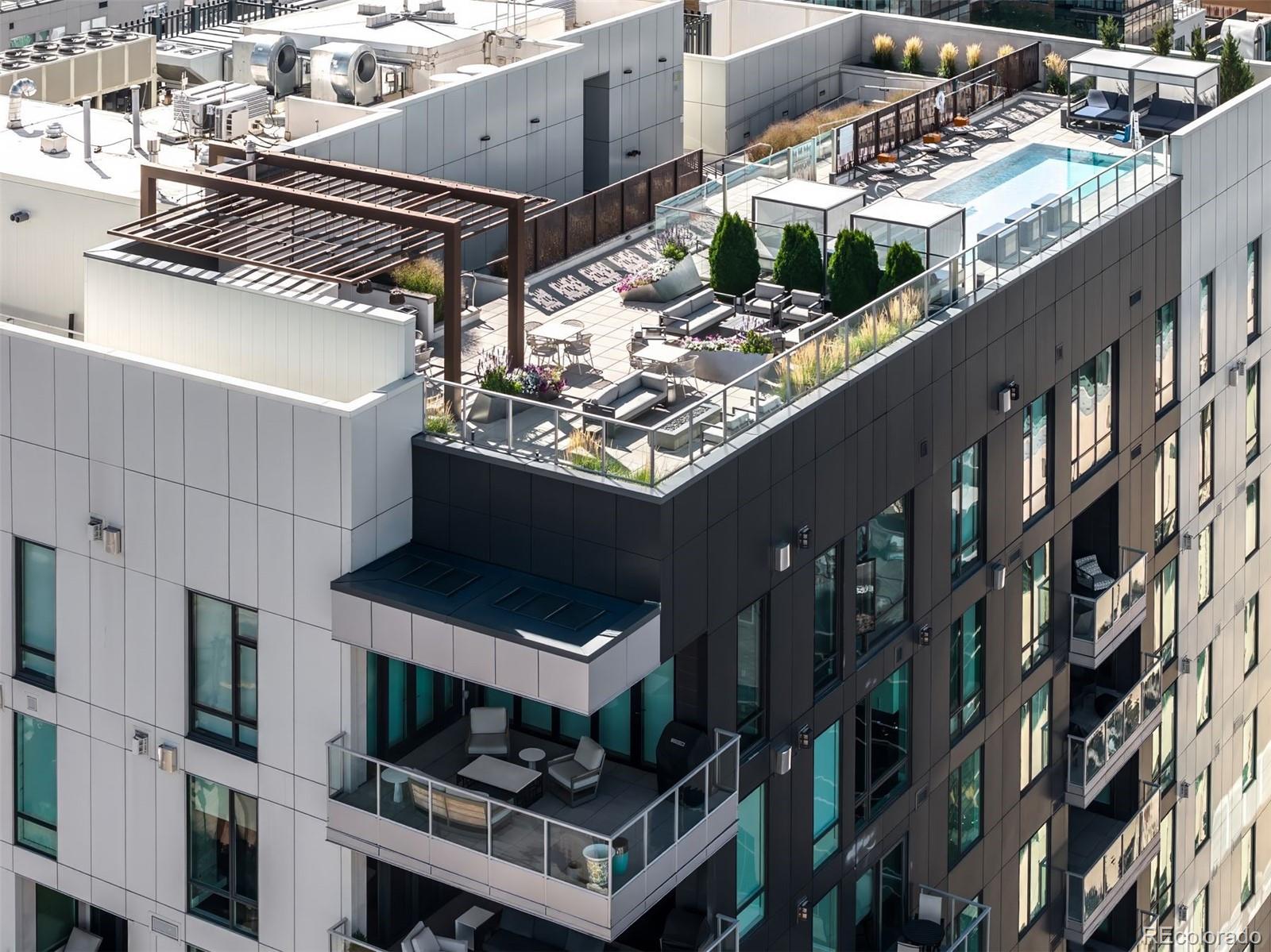 155 Steele Street Unit: 1215