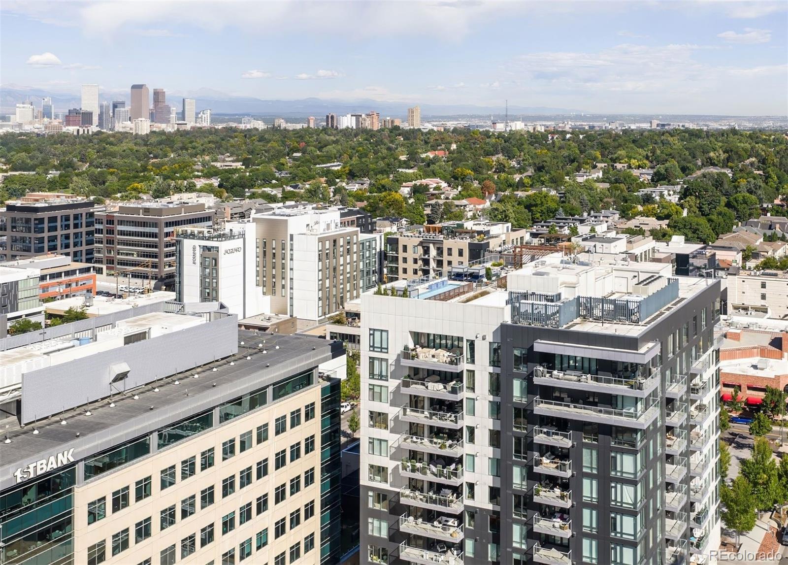 155 Steele Street Unit: 1215