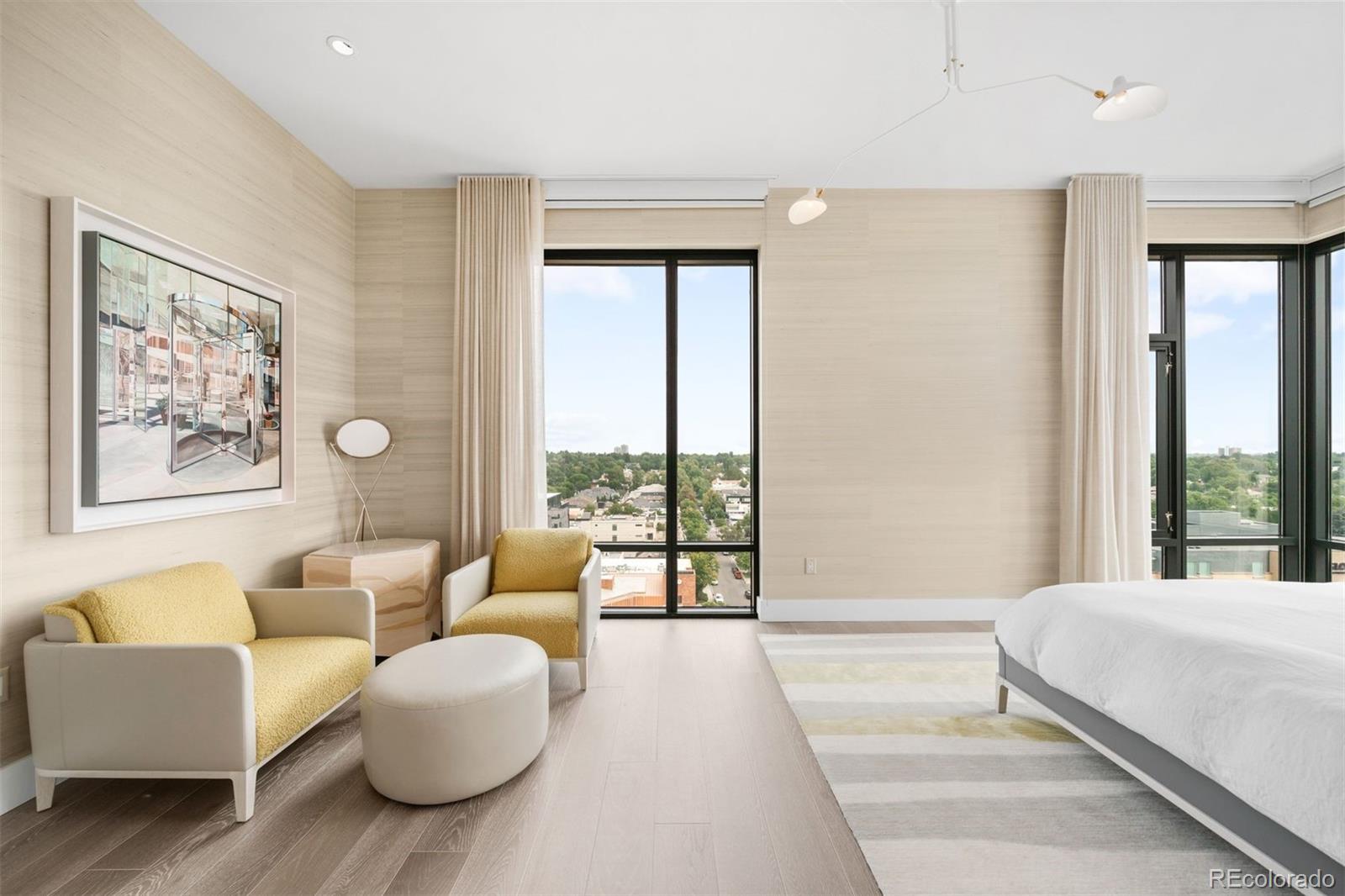 155 Steele Street Unit: 1215