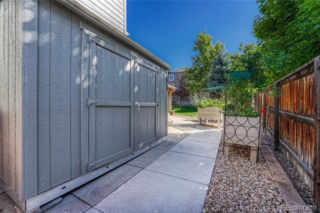 2908 Canyon Crest Place