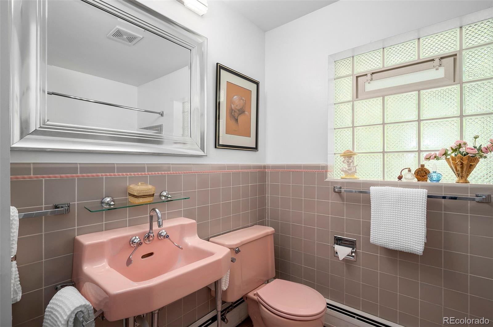 3001 S Josephine Street