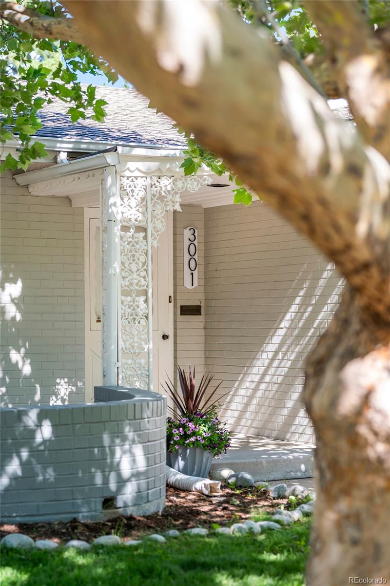 3001 S Josephine Street