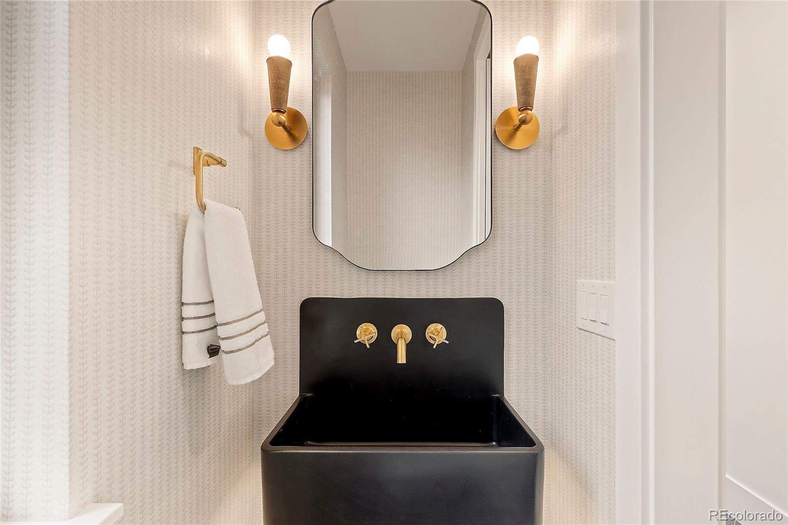 2610 N Monroe Street