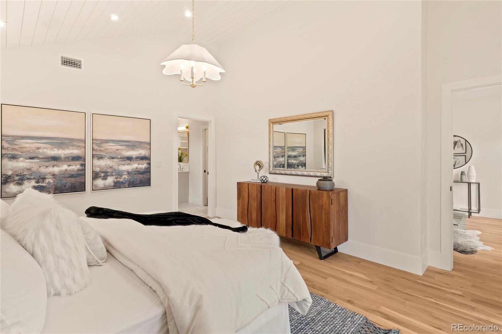 2610 N Monroe Street