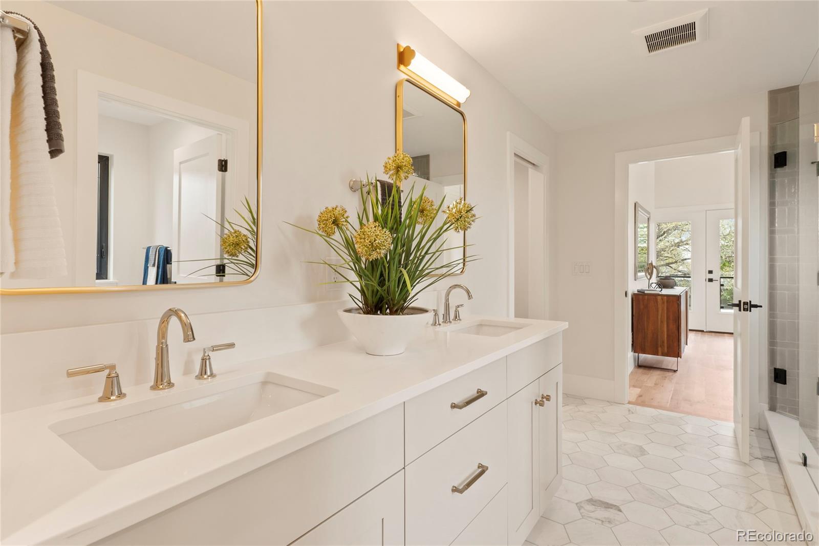 2610 N Monroe Street