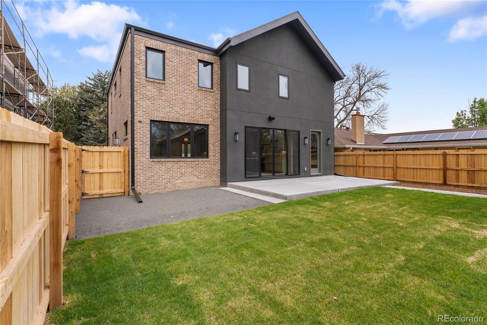 2610 N Monroe Street