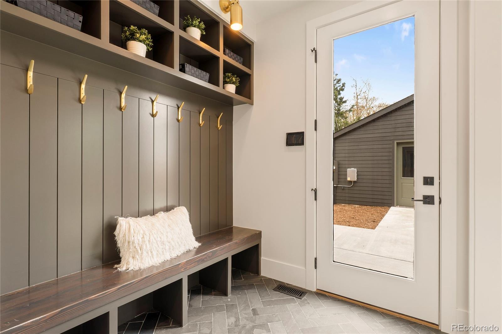 2610 N Monroe Street