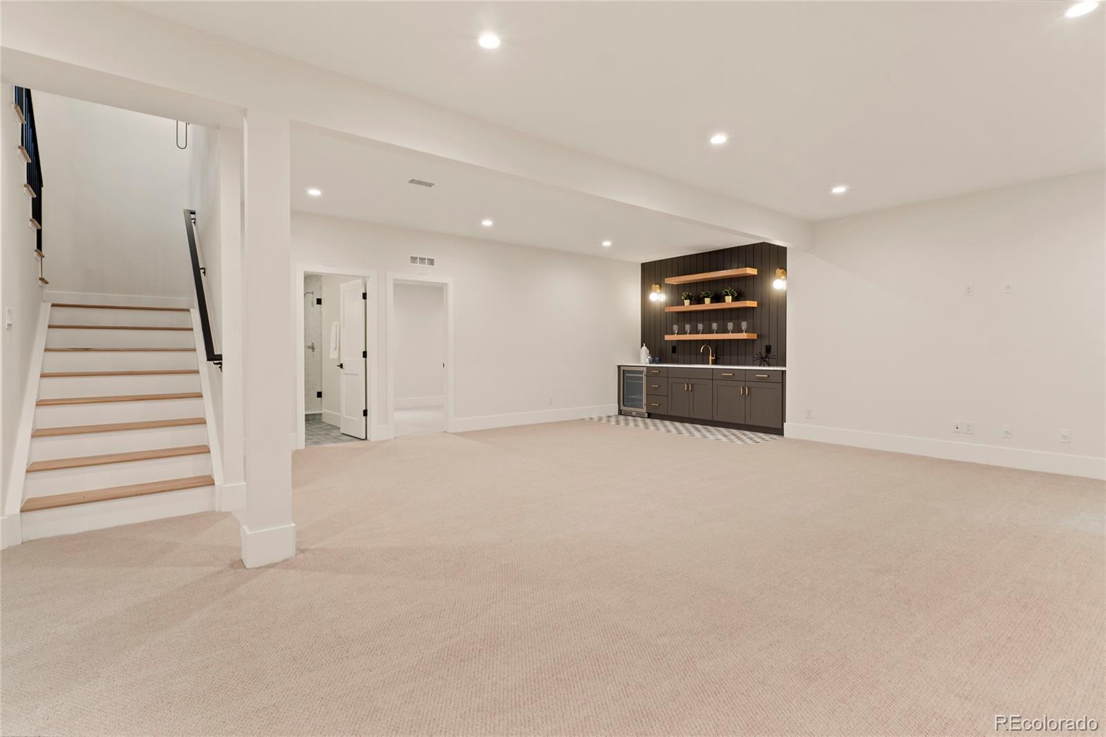 2610 N Monroe Street